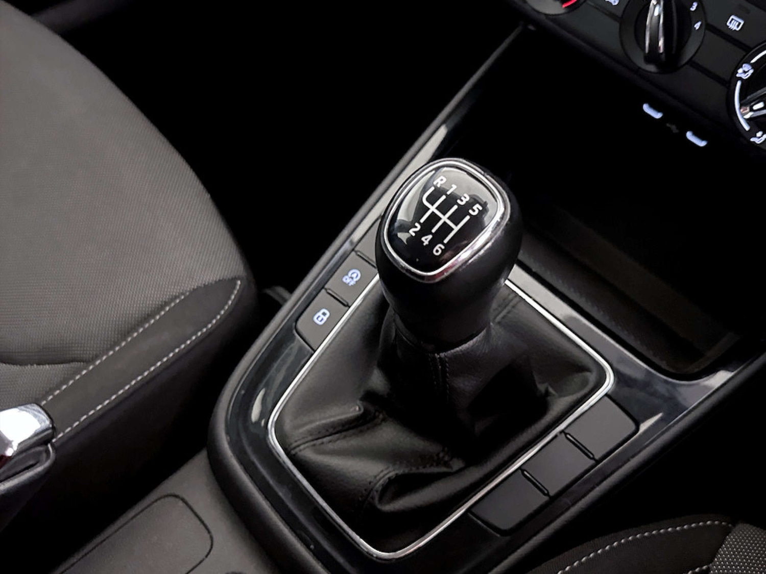 Used Skoda Fabia 2022 for sale - 77185500: Photo 25