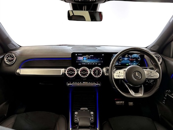 Used Mercedes-Benz EQB 2023 for sale - 77717802: Photo