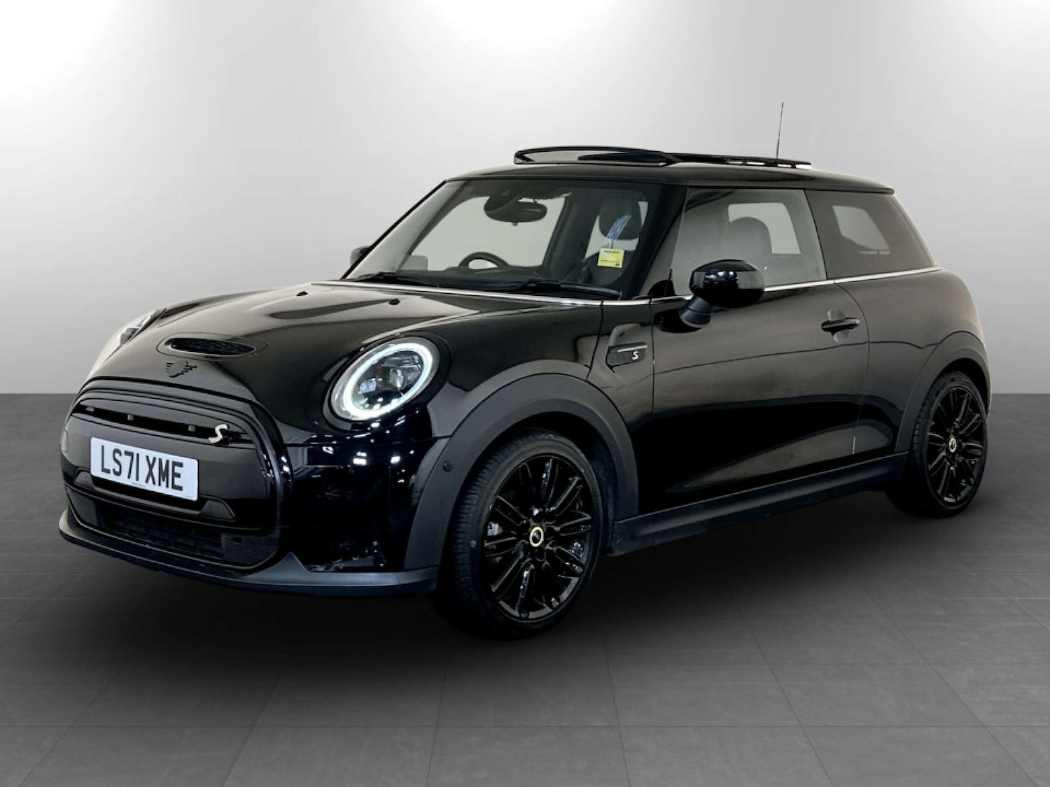 Used MINI Hatch 2021 for sale - 77569703: Photo 6
