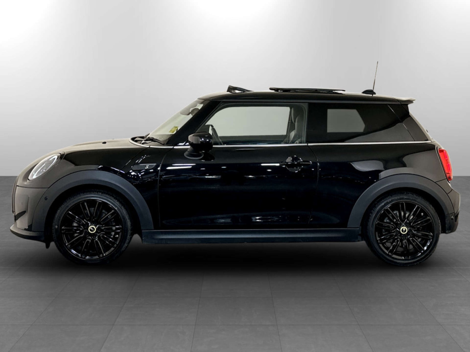 Used MINI Hatch 2021 for sale - 77569703: Photo 7