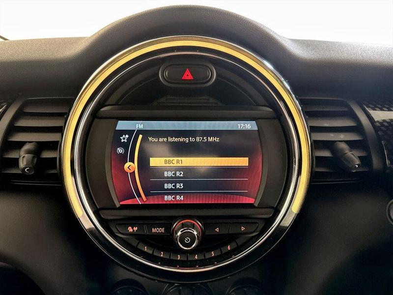 Used MINI Hatch 2020 for sale - 76196565: Photo 23