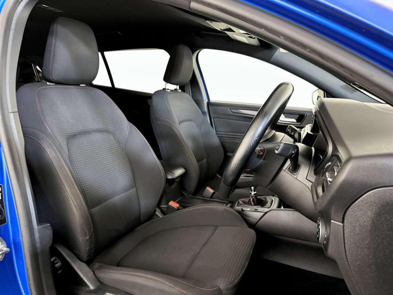 Used Ford Focus 2019 for sale - 76882726: Photo 13