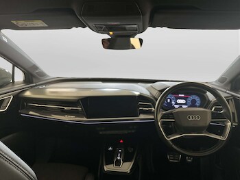 Used Audi Q4 e-tron 2021 for sale - 78541008: Photo
