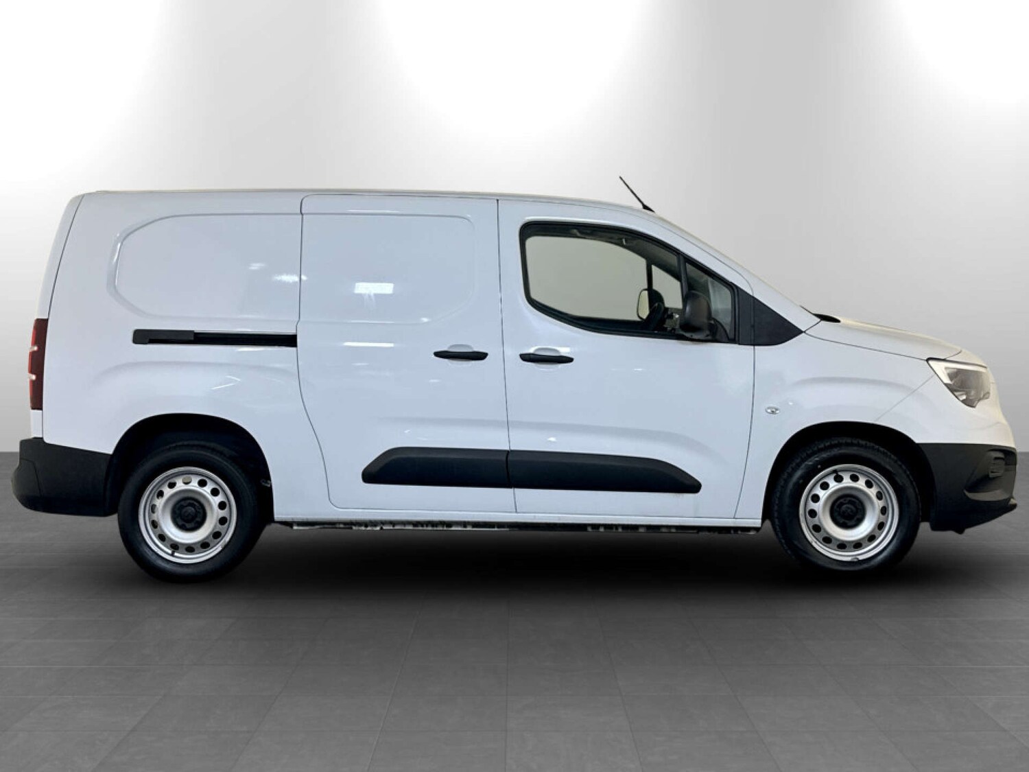 Used Vauxhall Combo 2022 for sale - 77185606: Photo 11