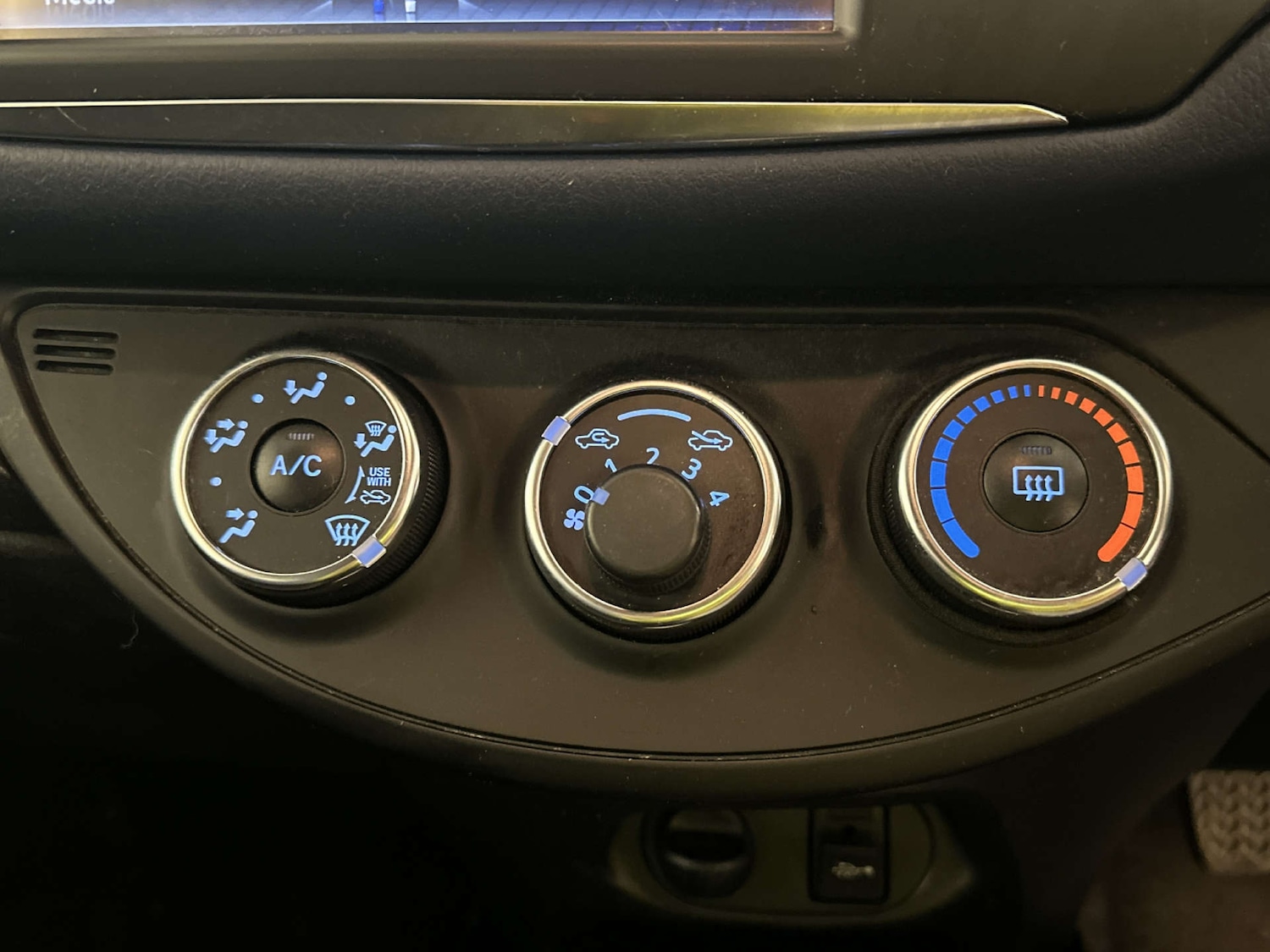 Used Toyota Yaris 2018 for sale - 78094430: Photo 23