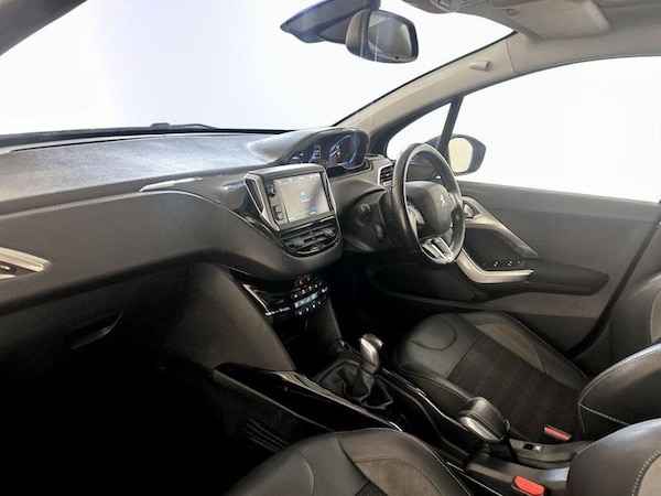 Used Peugeot 2008 2019 for sale - 76231068: Photo 12