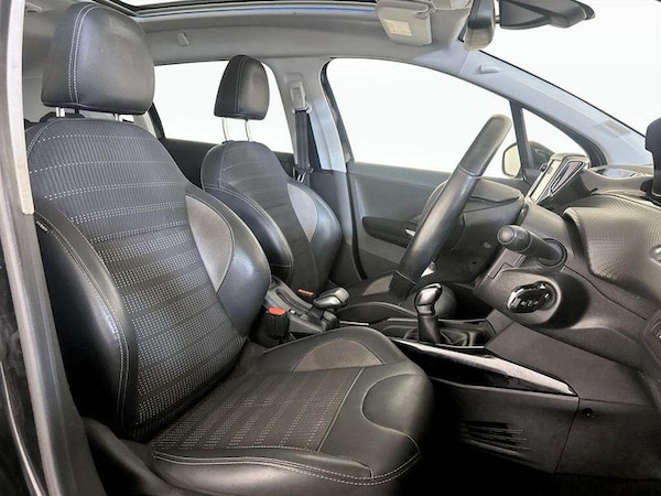 Used Peugeot 2008 2019 for sale - 76231068: Photo 13