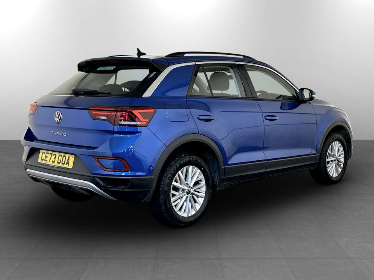 Used Volkswagen T-Roc 2023 for sale - 77662759: Photo 10