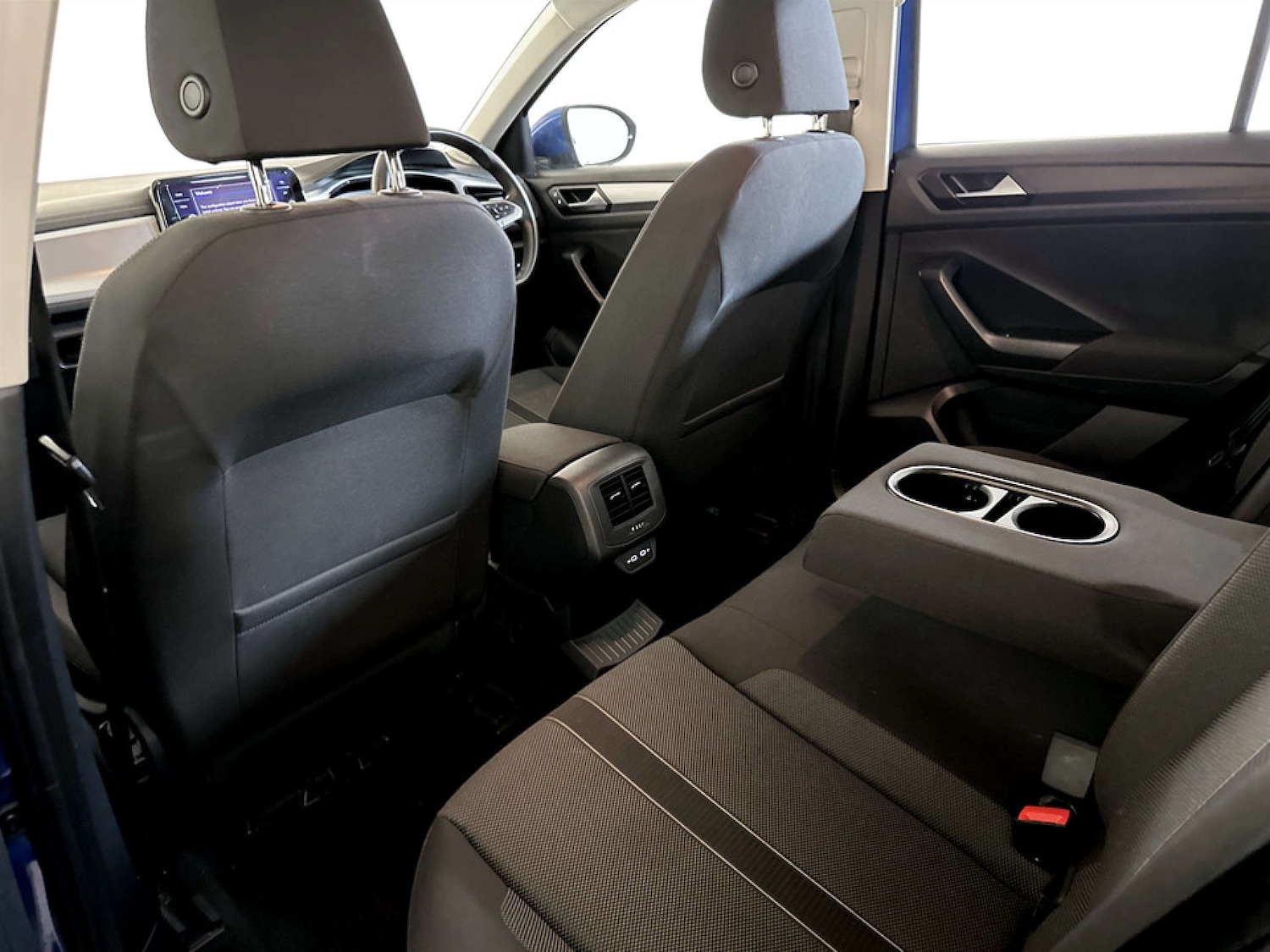 Used Volkswagen T-Roc 2023 for sale - 77662759: Photo 14