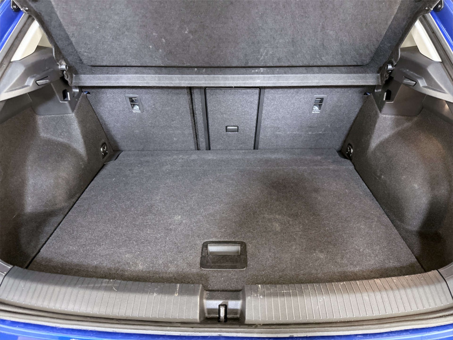 Used Volkswagen T-Roc 2023 for sale - 77662759: Photo 15