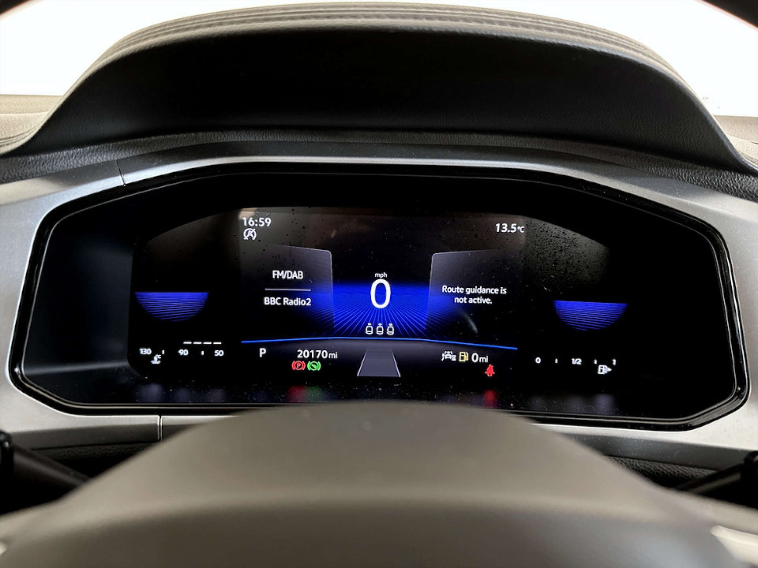 Used Volkswagen T-Roc 2023 for sale - 77662759: Photo 19