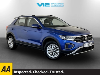 Used Volkswagen T-Roc 2023 for sale - 77662759: Photo