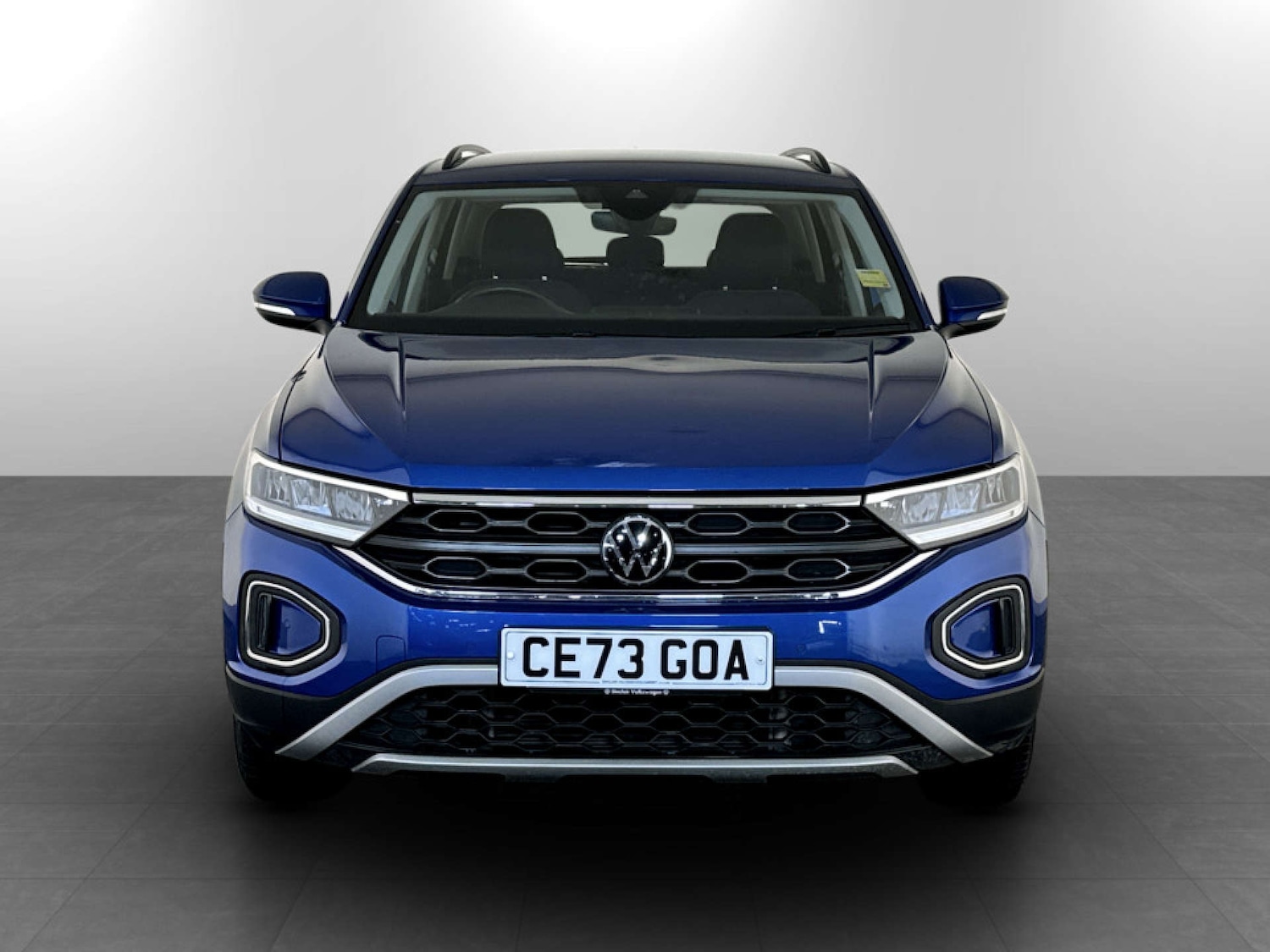 Used Volkswagen T-Roc 2023 for sale - 77662759: Photo 5
