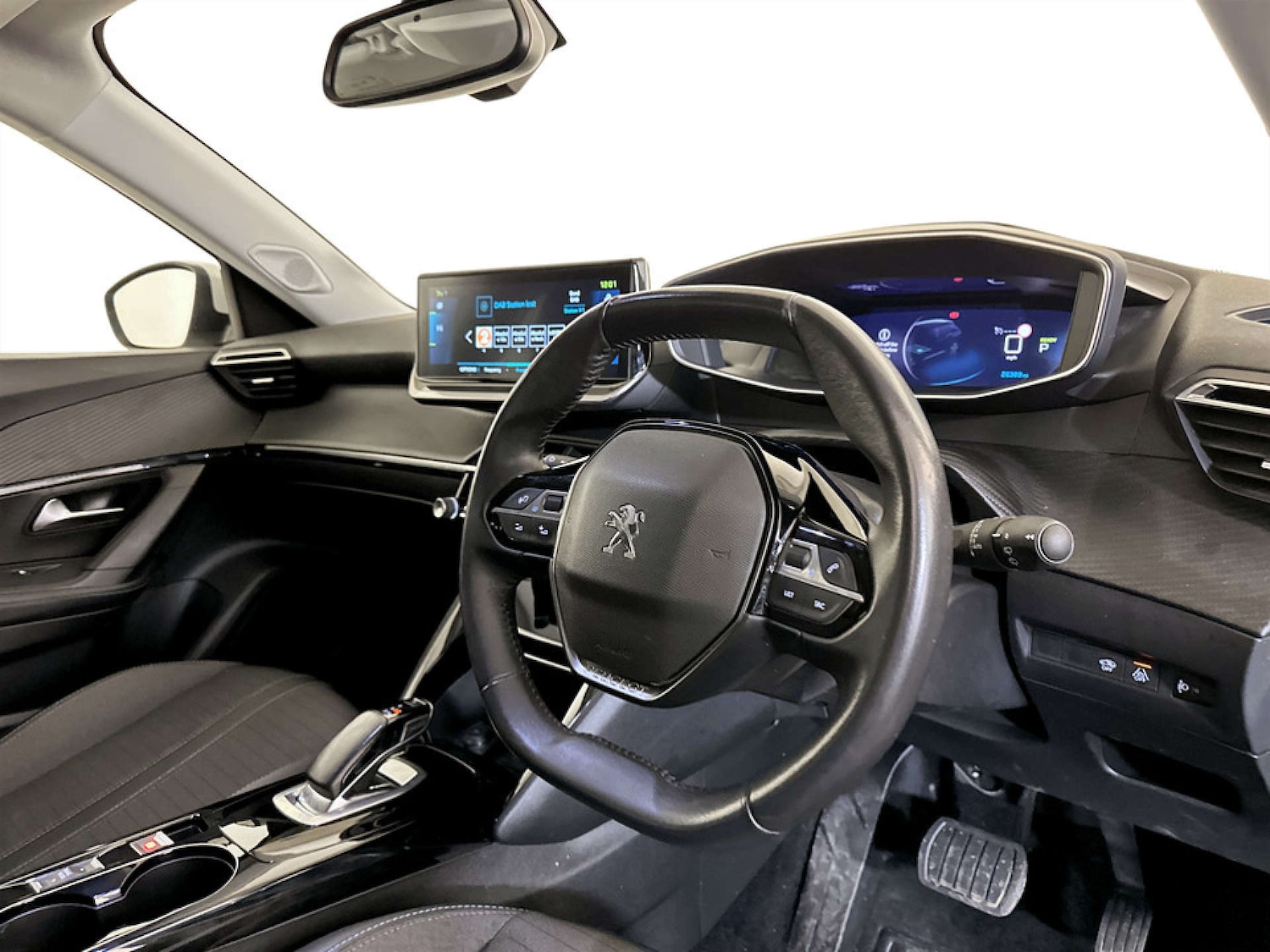 Used Peugeot 2008 2021 for sale - 77569697: Photo 15