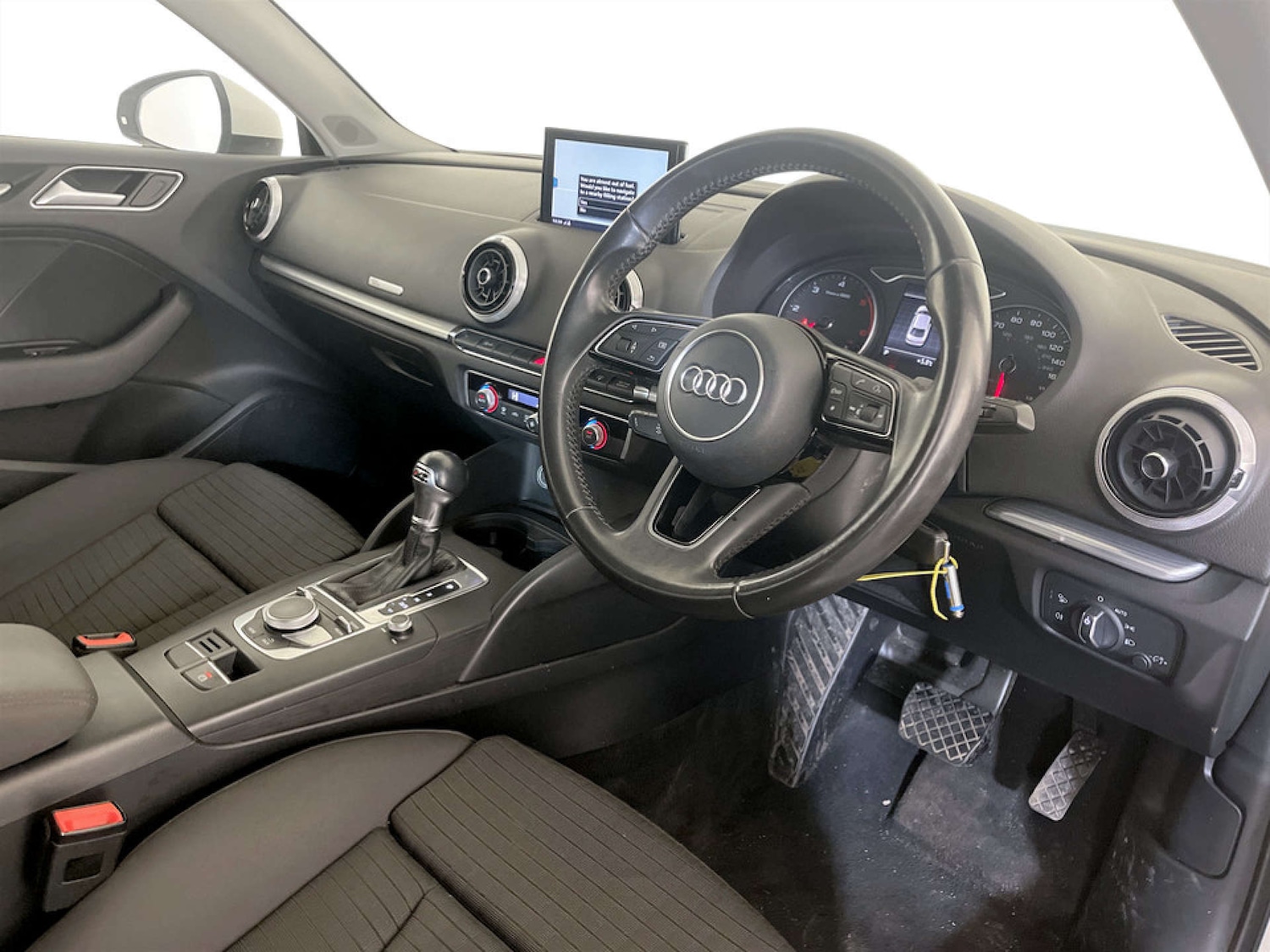 Used Audi A3 2017 for sale - 77185609: Photo 16