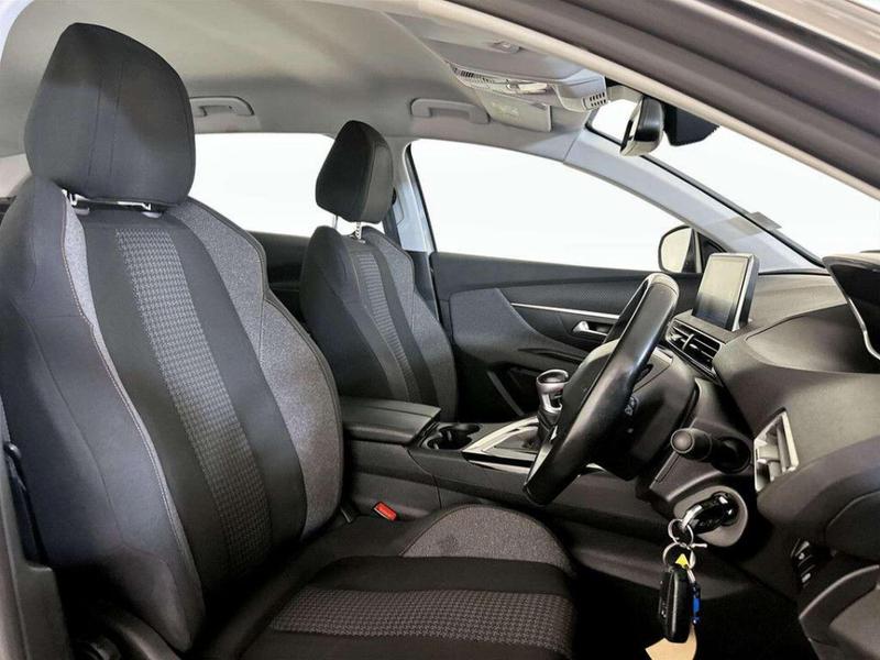 Used Peugeot 3008 2019 for sale - 76862487: Photo 13