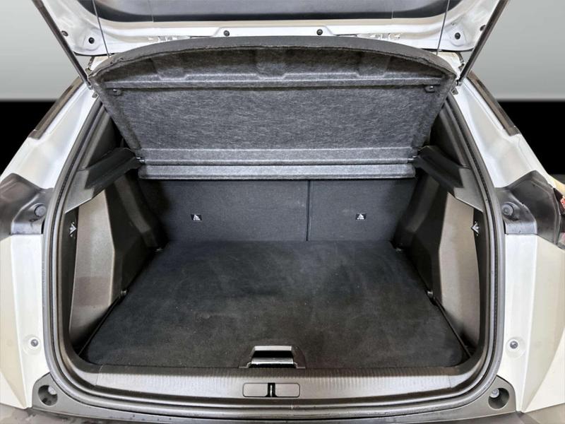 Used Peugeot 2008 2021 for sale - 76960929: Photo 15