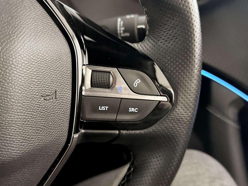 Used Peugeot 2008 2021 for sale - 76960929: Photo 20