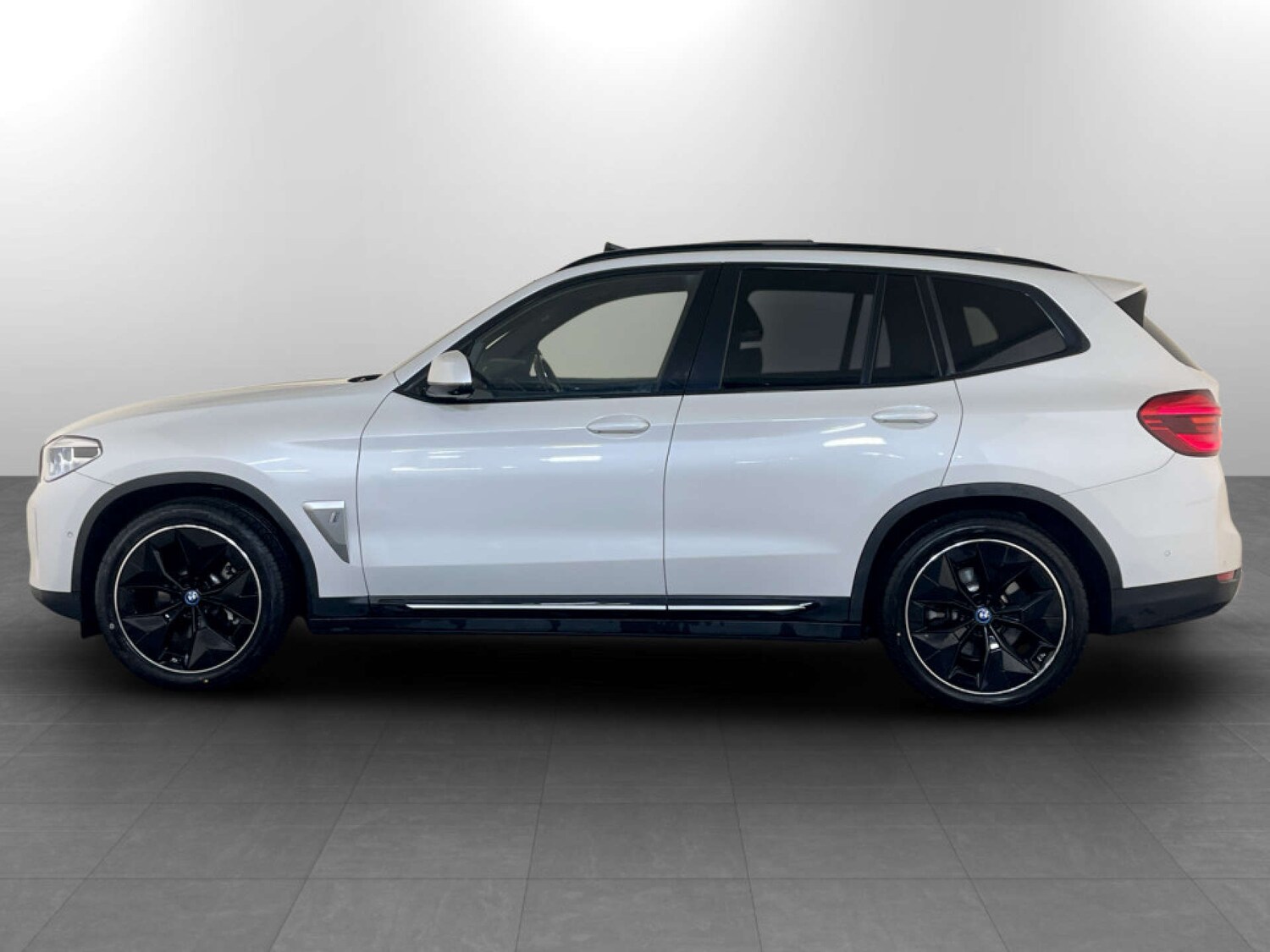 Used BMW iX3 2021 for sale - 77469952: Photo 6