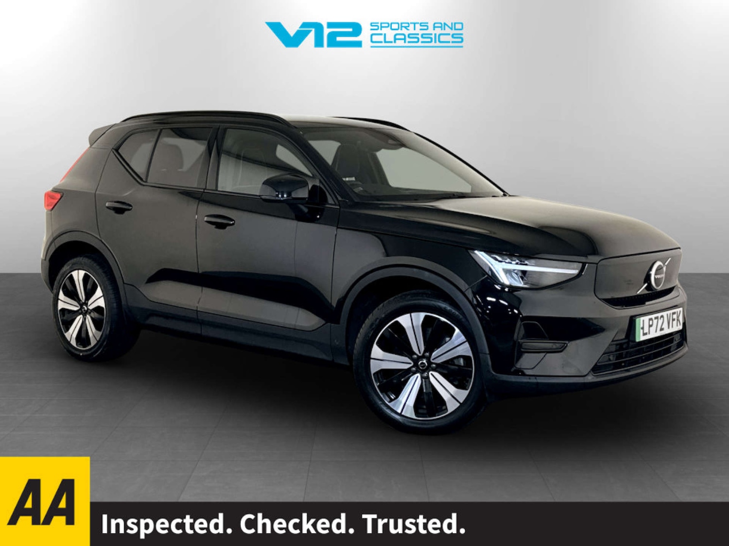 Used Volvo XC40 2023 for sale - 77688293: Photo 1
