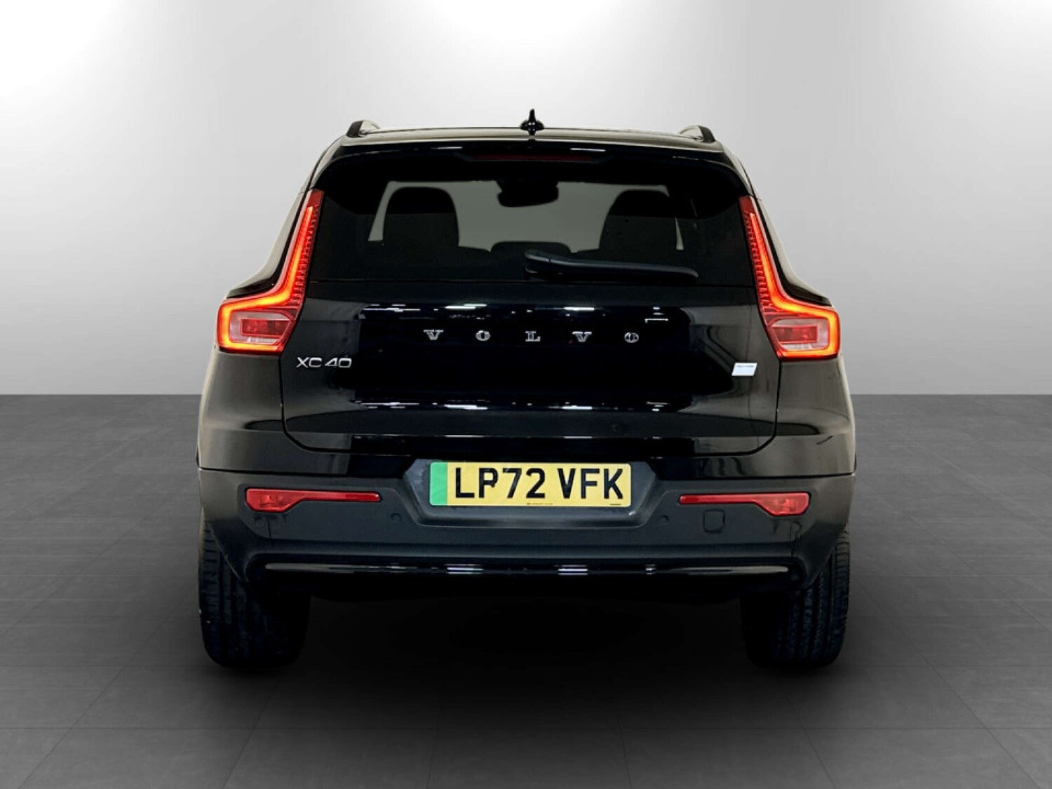 Used Volvo XC40 2023 for sale - 77688293: Photo 9