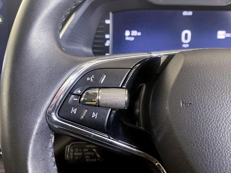 Used Skoda Octavia 2022 for sale - 76631232: Photo 17