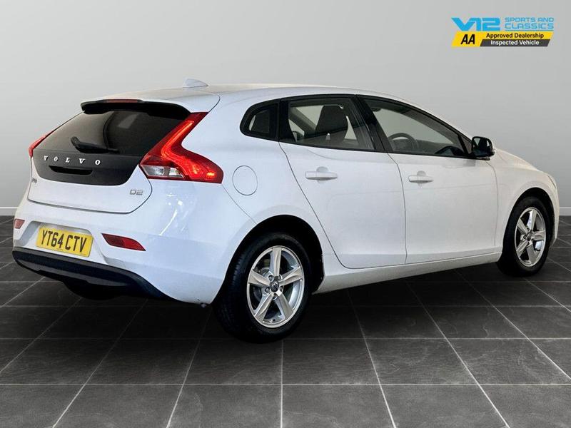 Used Volvo V40 2014 for sale - 76156768: Photo 10