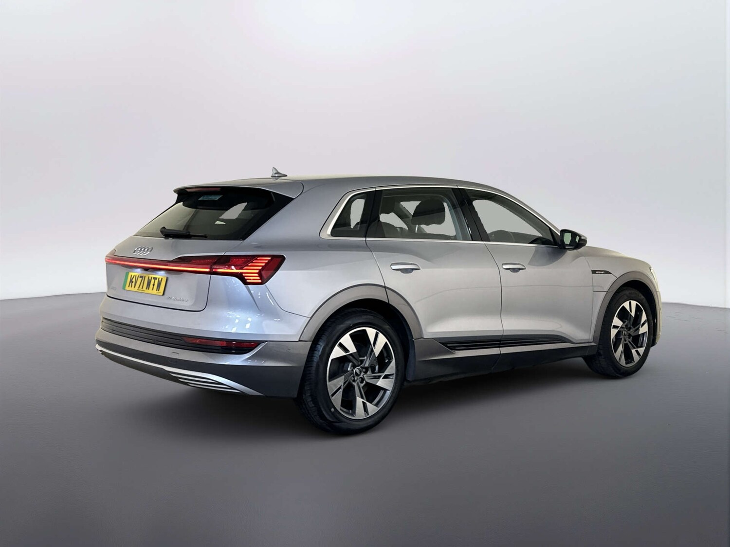 Used Audi e-tron 2021 for sale - 78039672: Photo 10