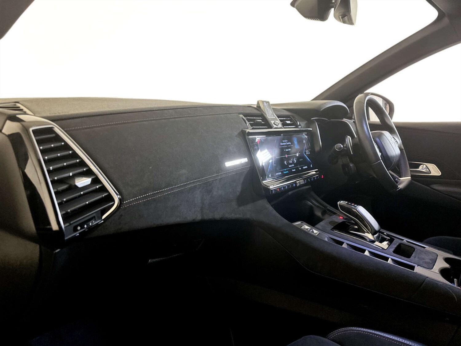 Used DS Automobiles DS 7 Crossback 2021 for sale - 77590569: Photo 12