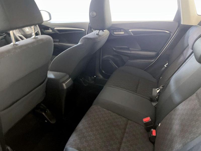 Used Honda Jazz 2017 for sale - 76405215: Photo 14