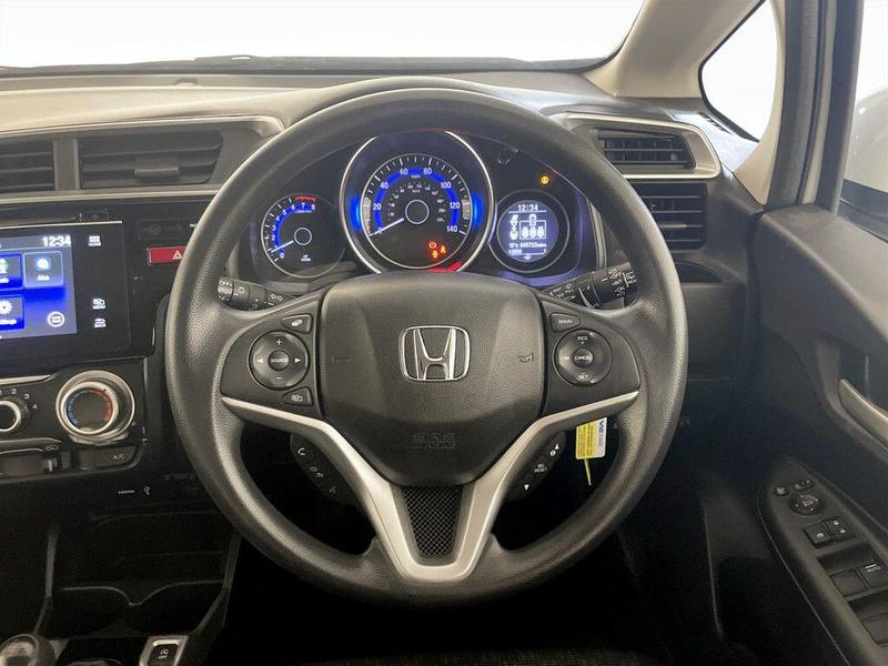 Used Honda Jazz 2017 for sale - 76405215: Photo 16