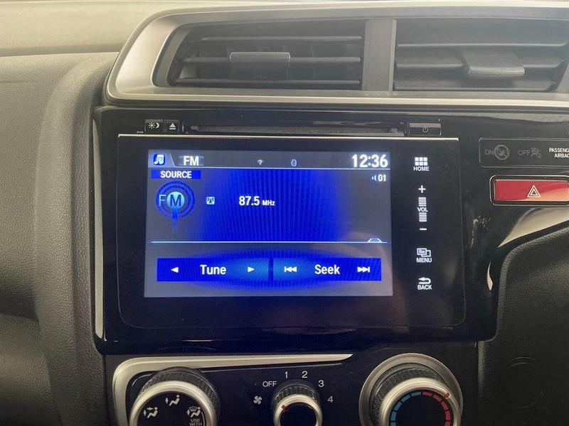 Used Honda Jazz 2017 for sale - 76405215: Photo 20