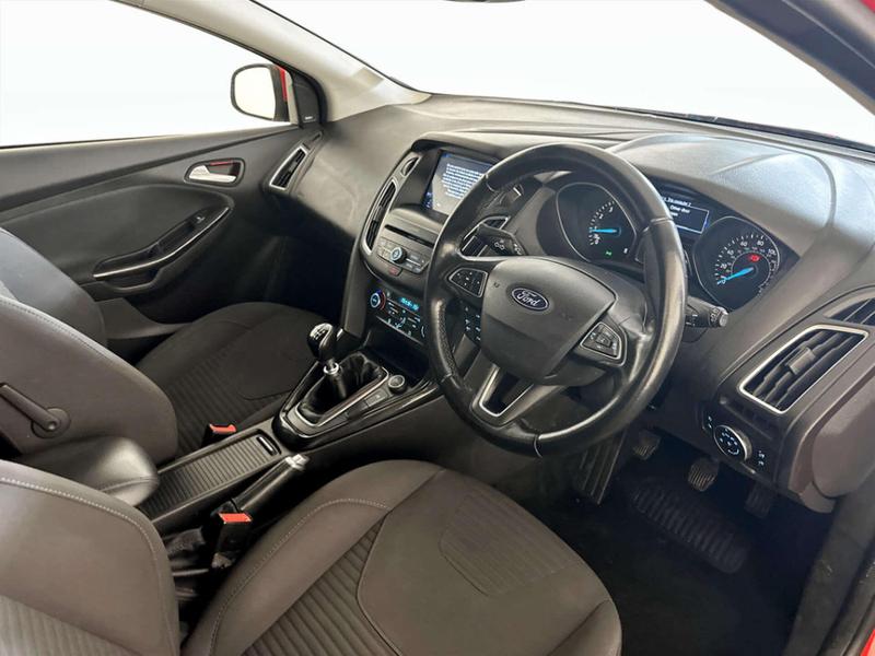 Used Ford Focus 2017 for sale - 76782182: Photo 16