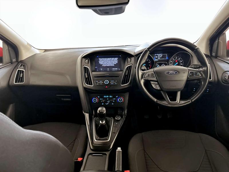 Used Ford Focus 2017 for sale - 76782182: Photo 3