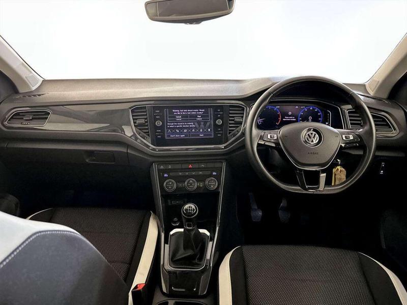 Used Volkswagen T-Roc 2019 for sale - 76738809: Photo 3