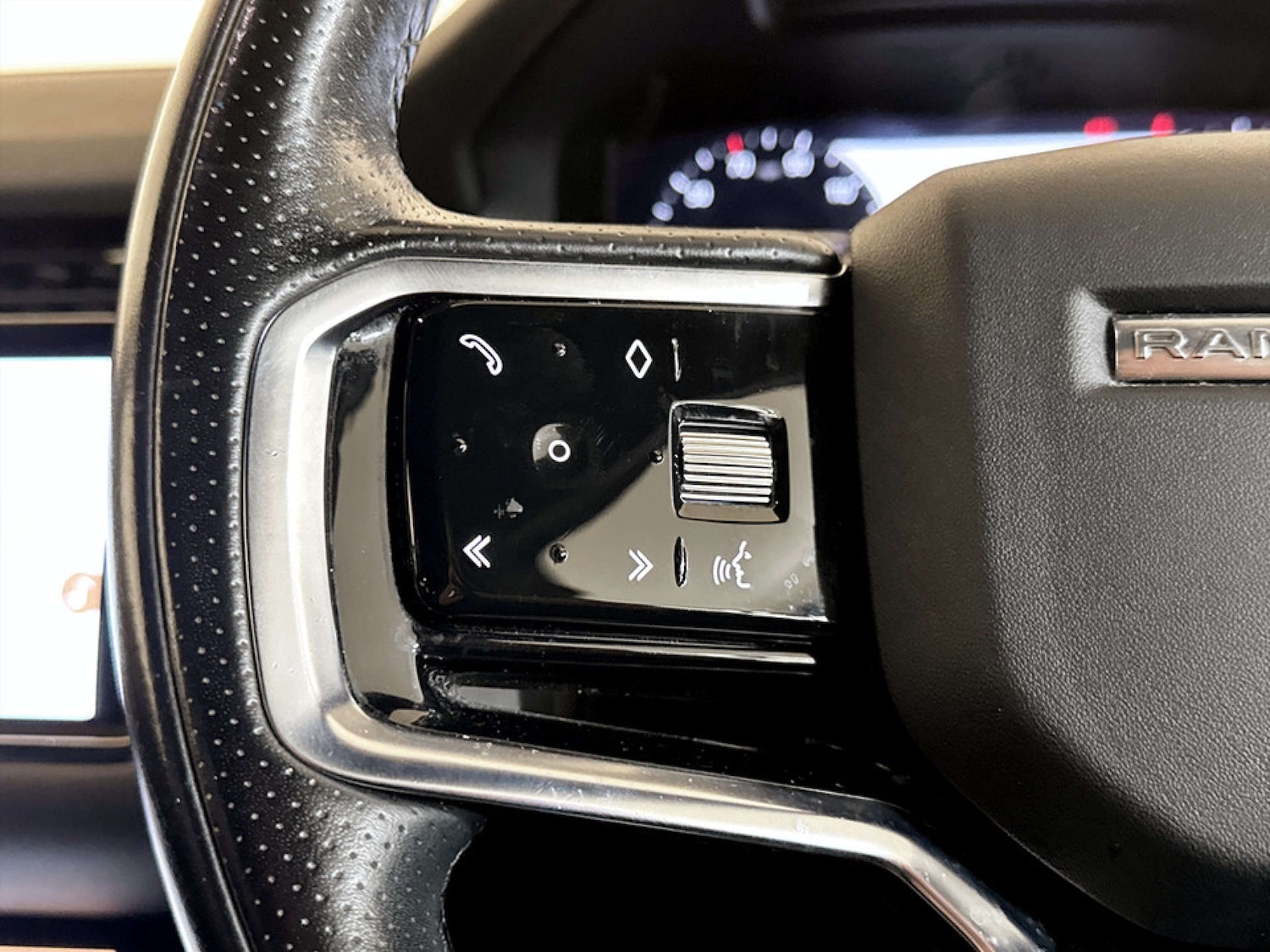 Used Land Rover Range Rover Evoque 2021 for sale - 77185508: Photo 18