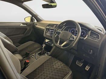 Used Volkswagen Tiguan 2022 for sale - 77805598: Photo