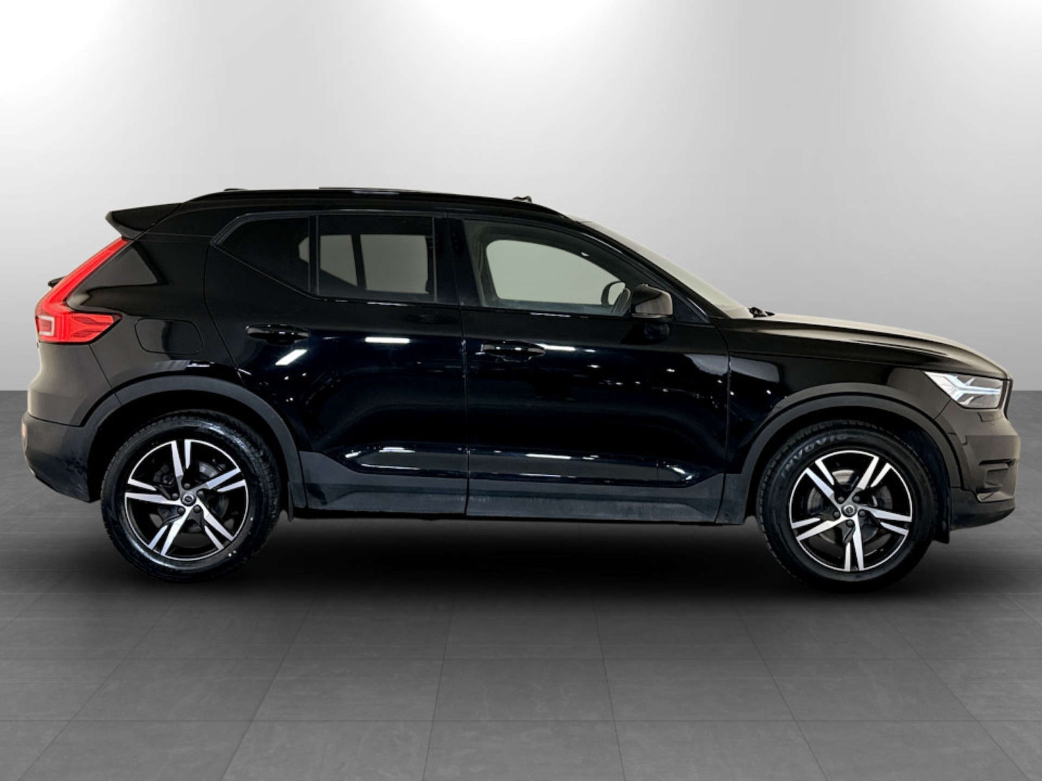 Used Volvo XC40 2021 for sale - 77185715: Photo 11