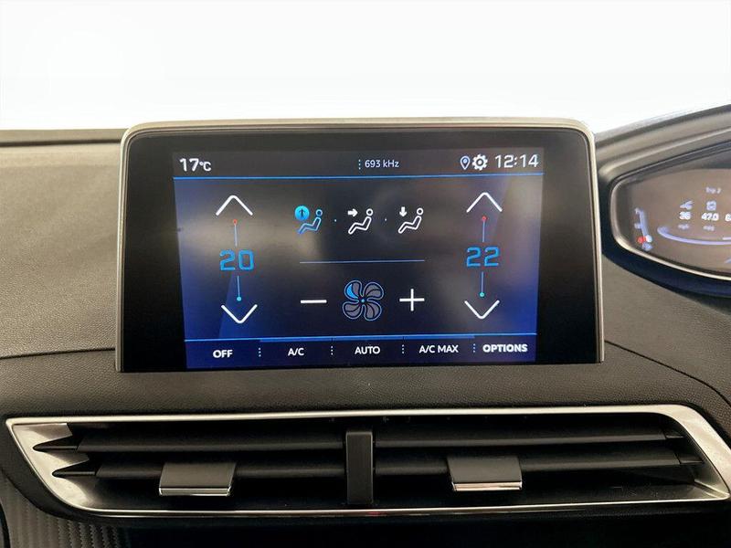 Used Peugeot 3008 2019 for sale - 76209394: Photo 22