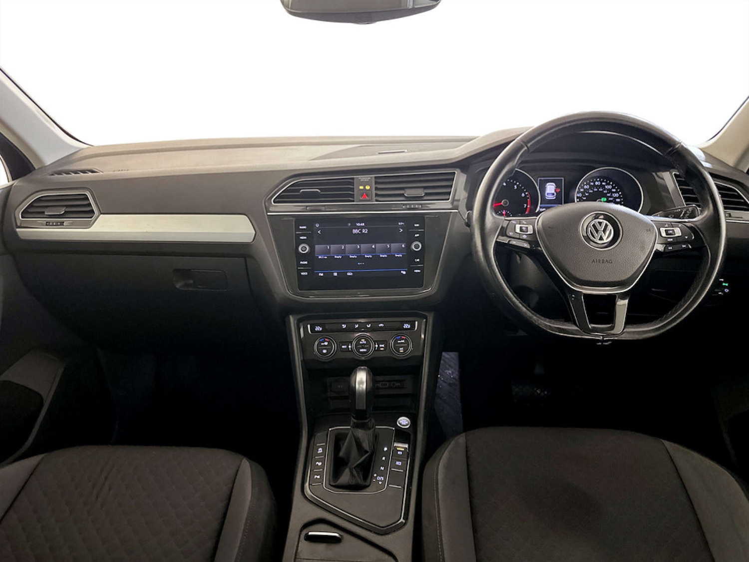 Used Volkswagen Tiguan 2019 for sale - 77185503: Photo 3