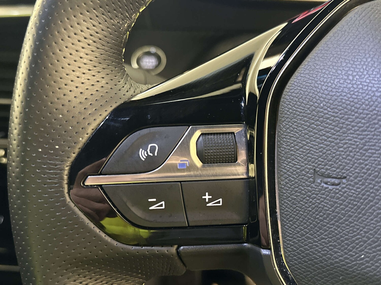 Used Peugeot 2008 2022 for sale - 78152362: Photo 17