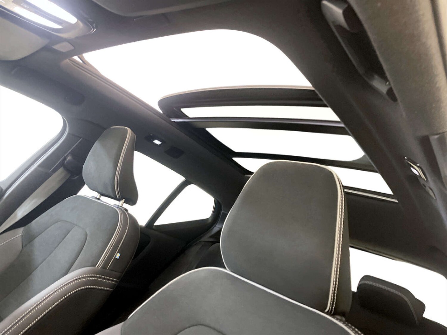 Used Volvo XC40 2022 for sale - 77336967: Photo 14