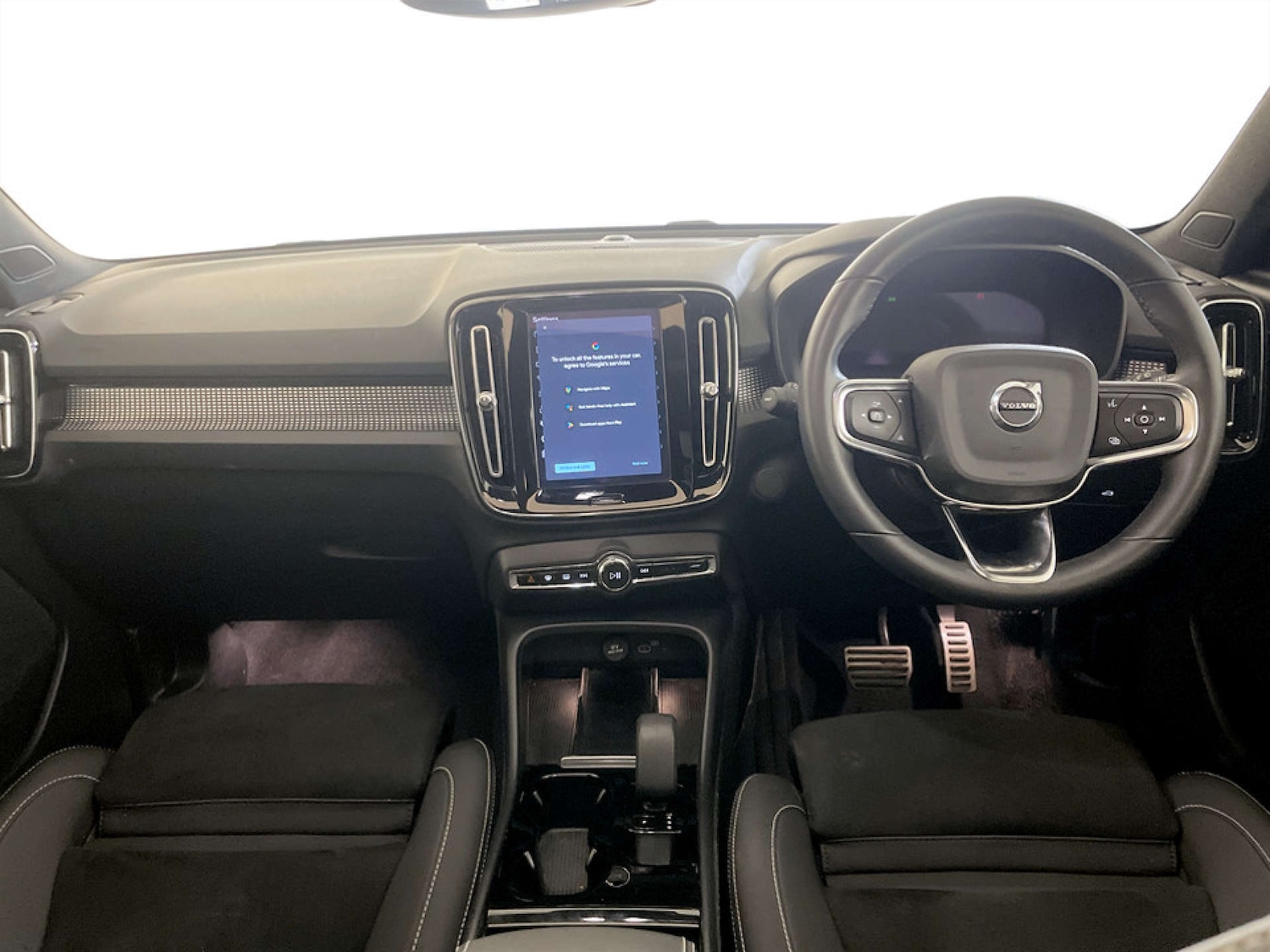 Used Volvo XC40 2022 for sale - 77336967: Photo 3