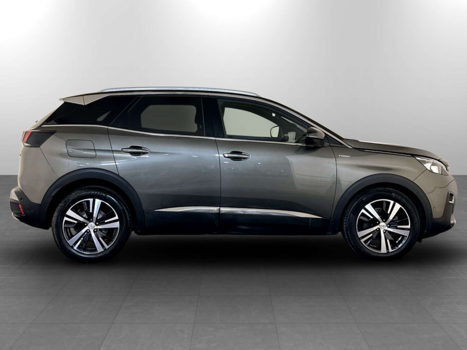 Used Peugeot 3008 2020 for sale - 77717798: Photo 11