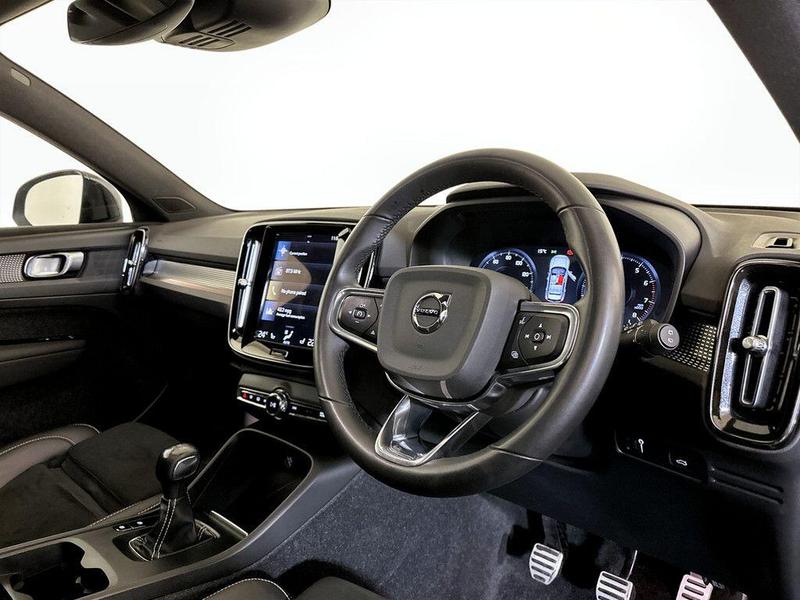 Used Volvo XC40 2021 for sale - 76355621: Photo 15