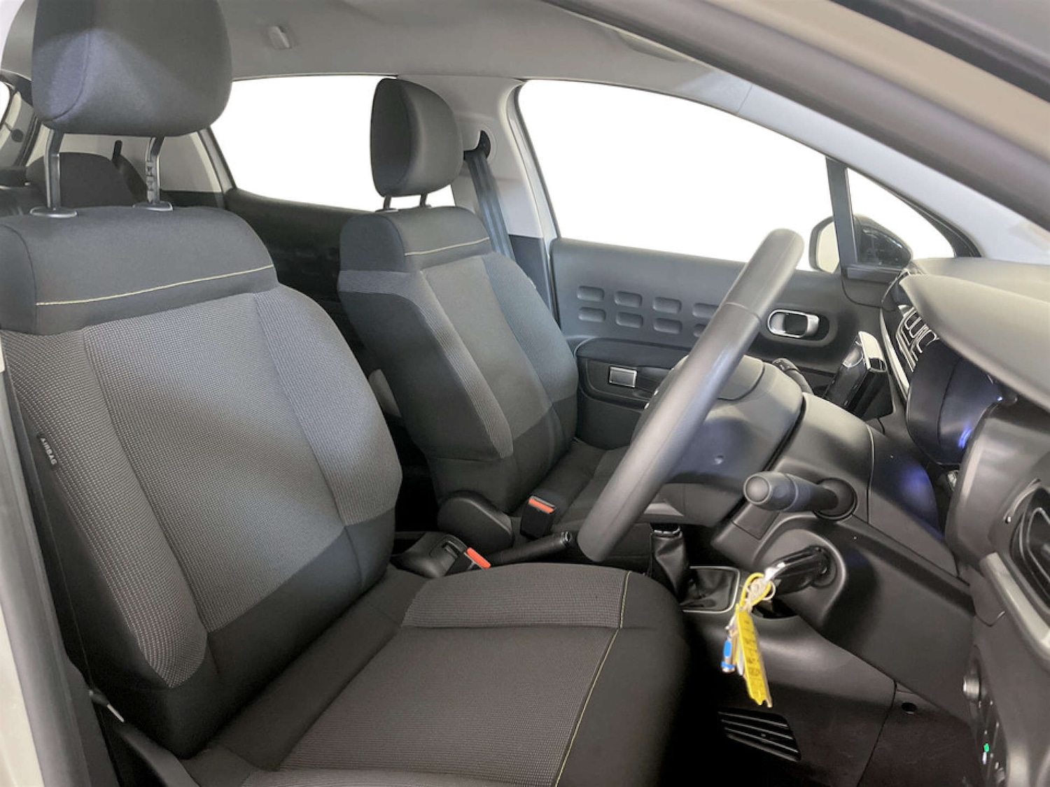 Used Citroen C3 2023 for sale - 77355519: Photo 13