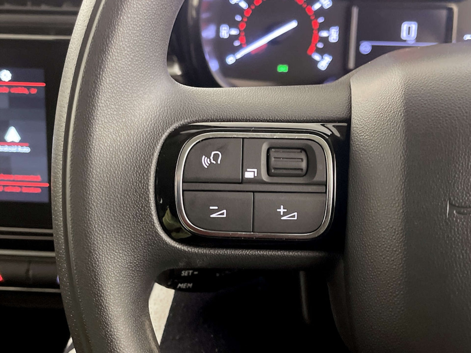 Used Citroen C3 2023 for sale - 77355519: Photo 17