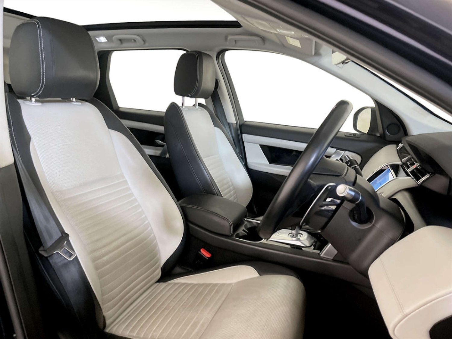 Used Land Rover Discovery Sport 2021 for sale - 77185636: Photo 13