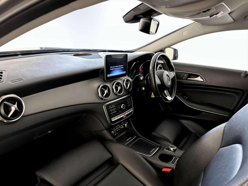 Used Mercedes-Benz GLA 2018 for sale - 76949087: Photo 12