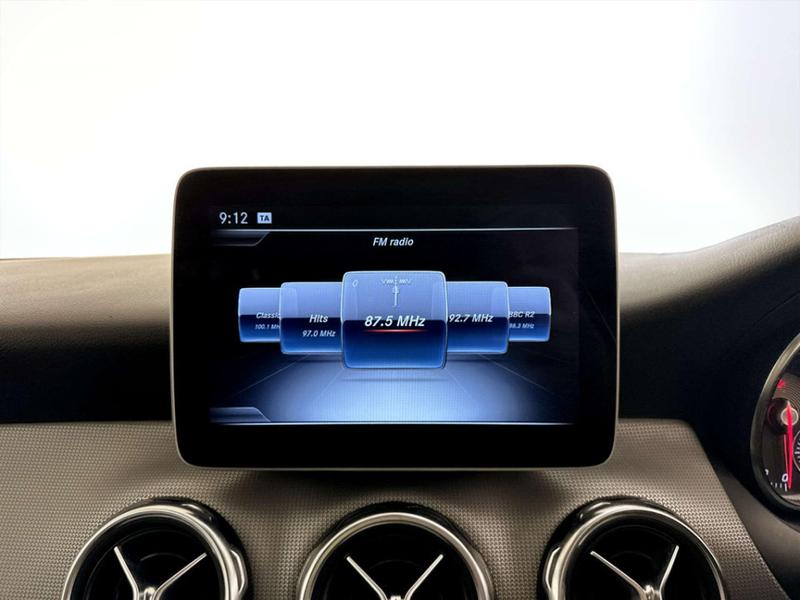 Used Mercedes-Benz GLA 2018 for sale - 76949087: Photo 24